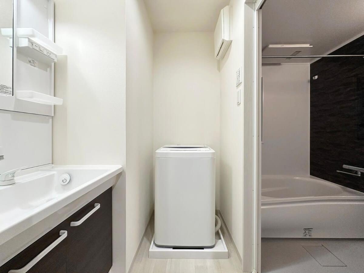 Bhotel Yutori - Spacious 2Br Apartment Very Near The Station Ономичи Екстериор снимка